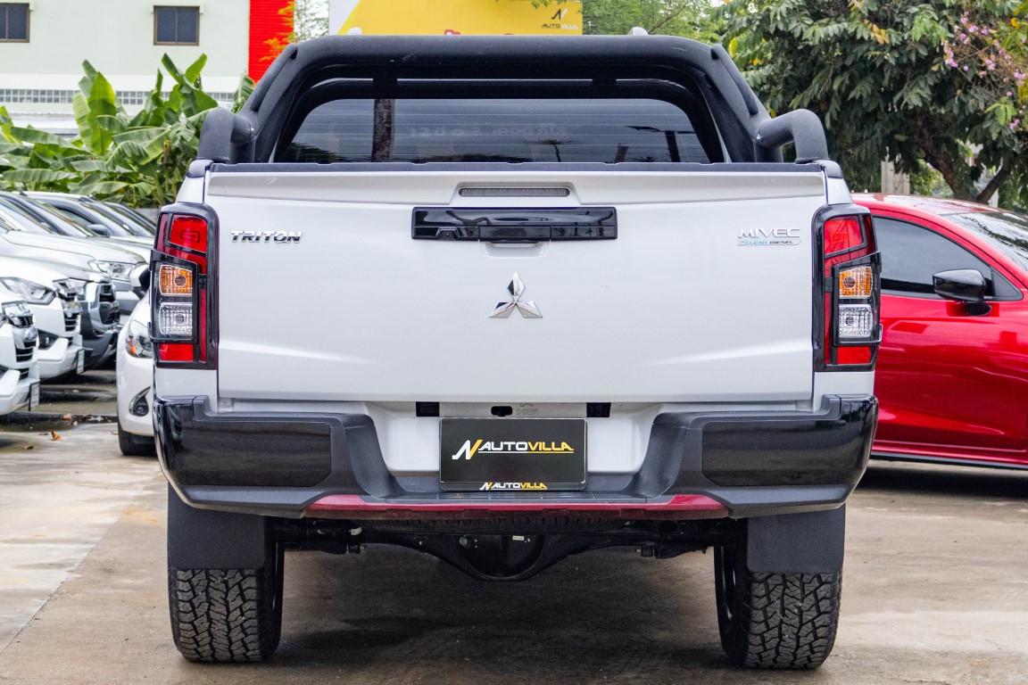 Mitsubishi Triton Doublecab 2.4 S Limited Plus M/T 2023 *RK2033*